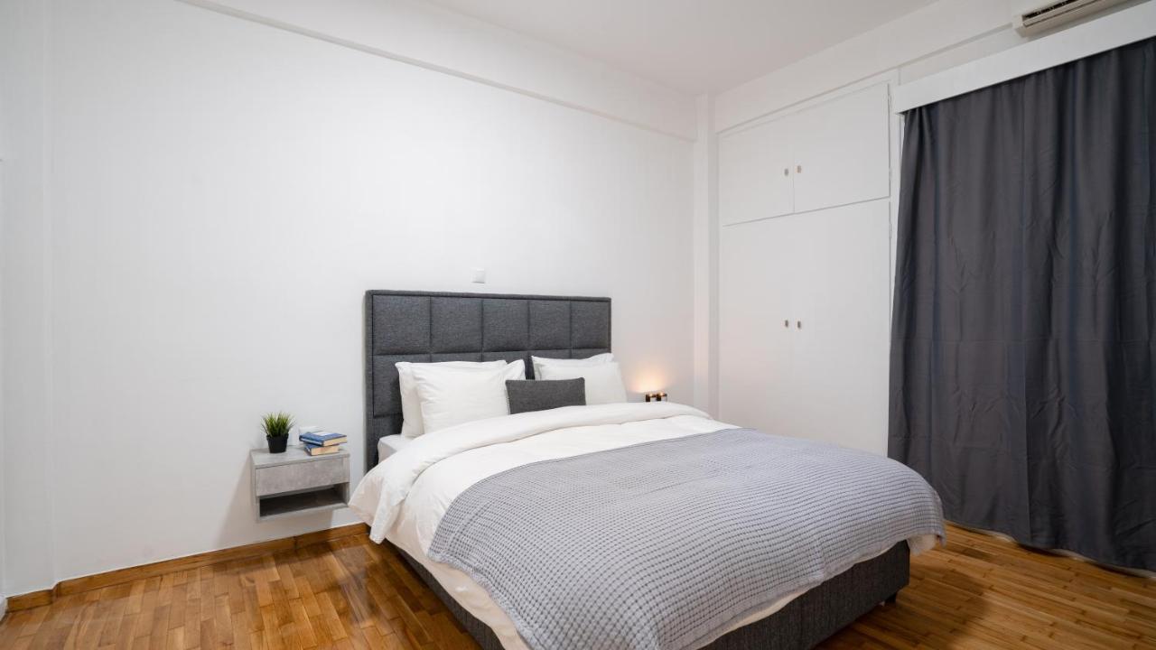 City Center Apt. On A Traffic Free Street Athén Kültér fotó